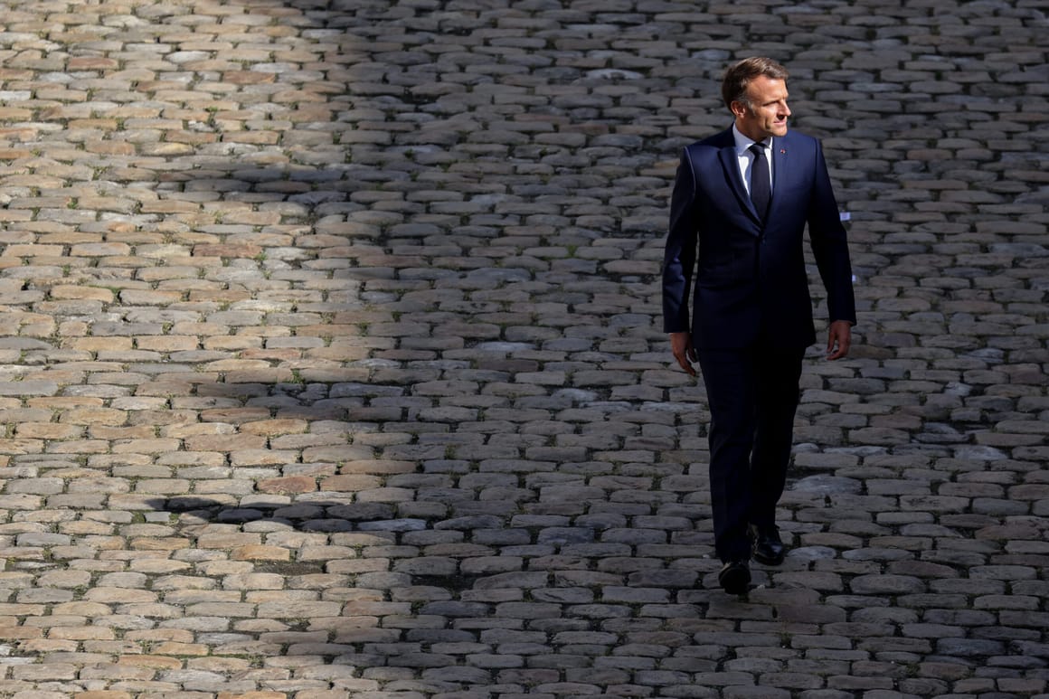 Macron’s inner circle starts heading for the exit