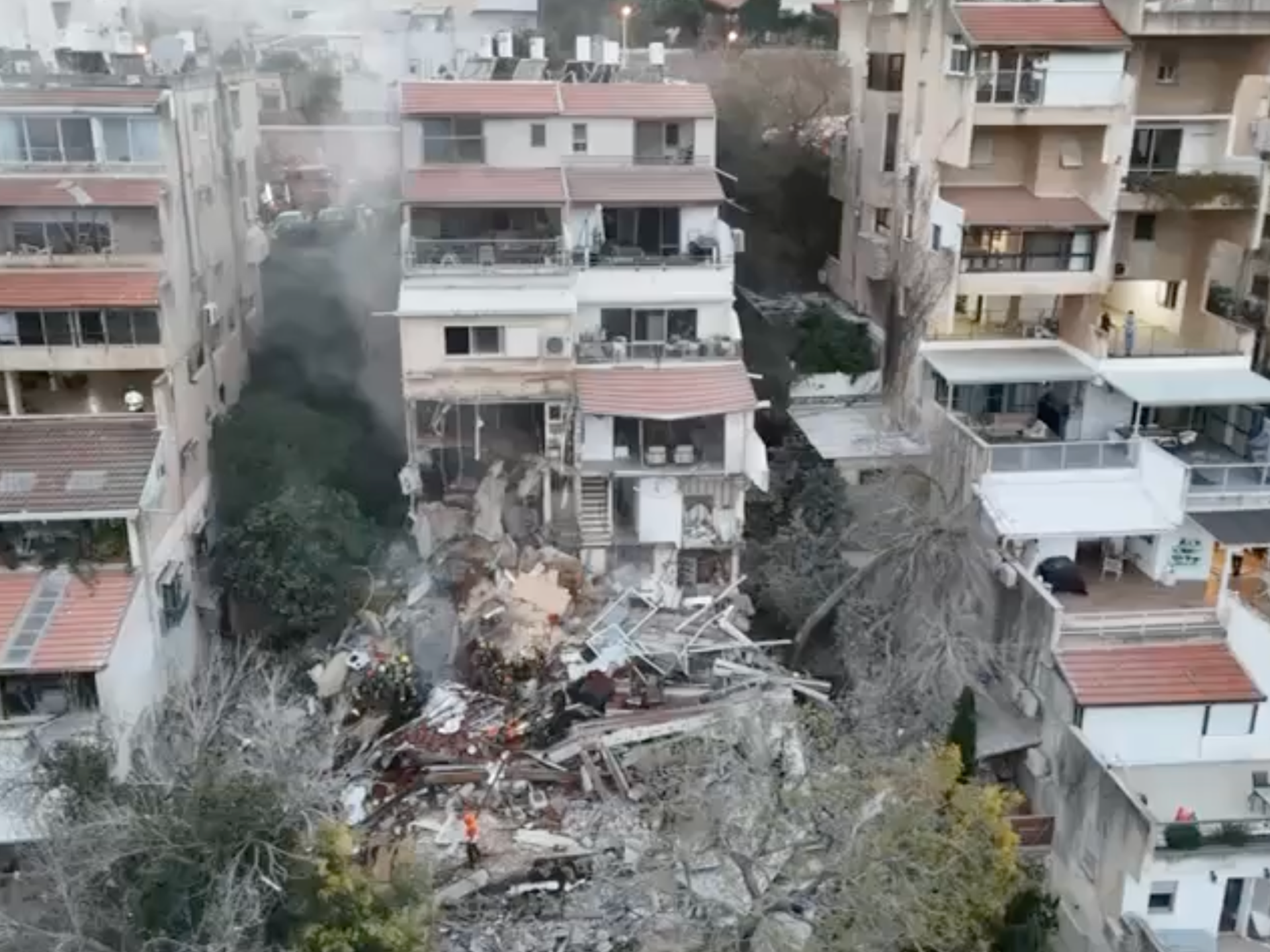 Video captures Iranian missile striking residential building in Haifa