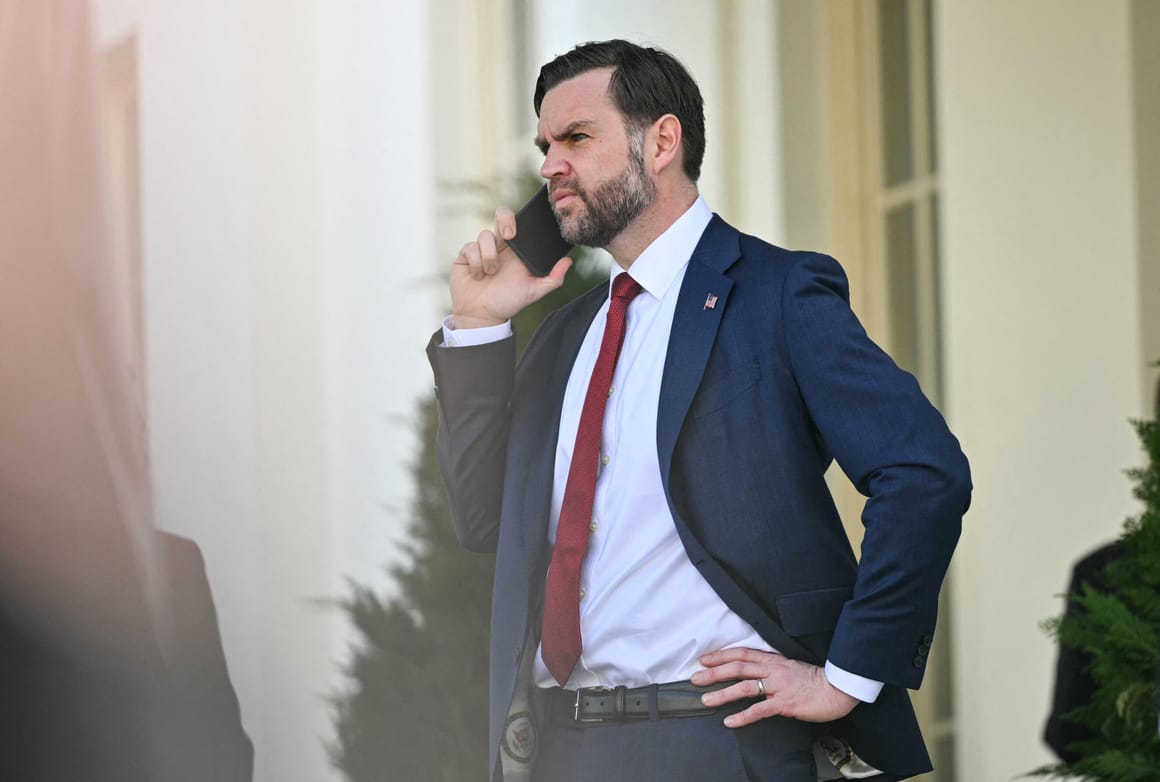 Vance in Budapest: Viktor Orbán’s last throw of the MAGA dice