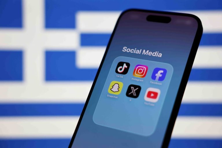 Greece proposes law to keep kids off social media