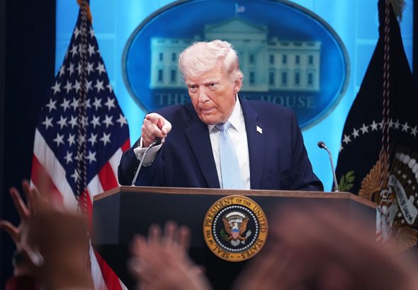 Trump wants to jail reporters over leaks from own administration