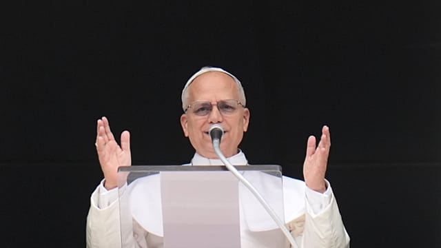 Pope Leo XIV urges immediate ceasefire as Israel-Hezbollah clashes rage