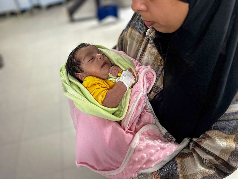 War Pollutants May Be Poisoning a Generation of Mothers and Their Babies in Gaza