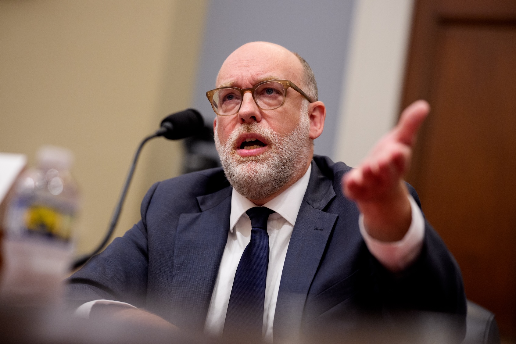 “Never seen spending like this”: House Dems grill Vought on war spending