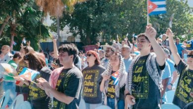 La luz sigue encendida: lecciones de Cuba