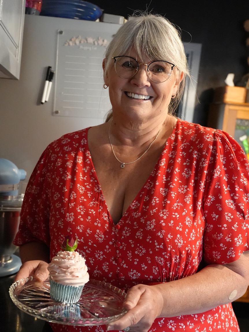 Wine grape grower bakes cupcakes to pay bills as fuel costs bite in ‘worst’ harvest