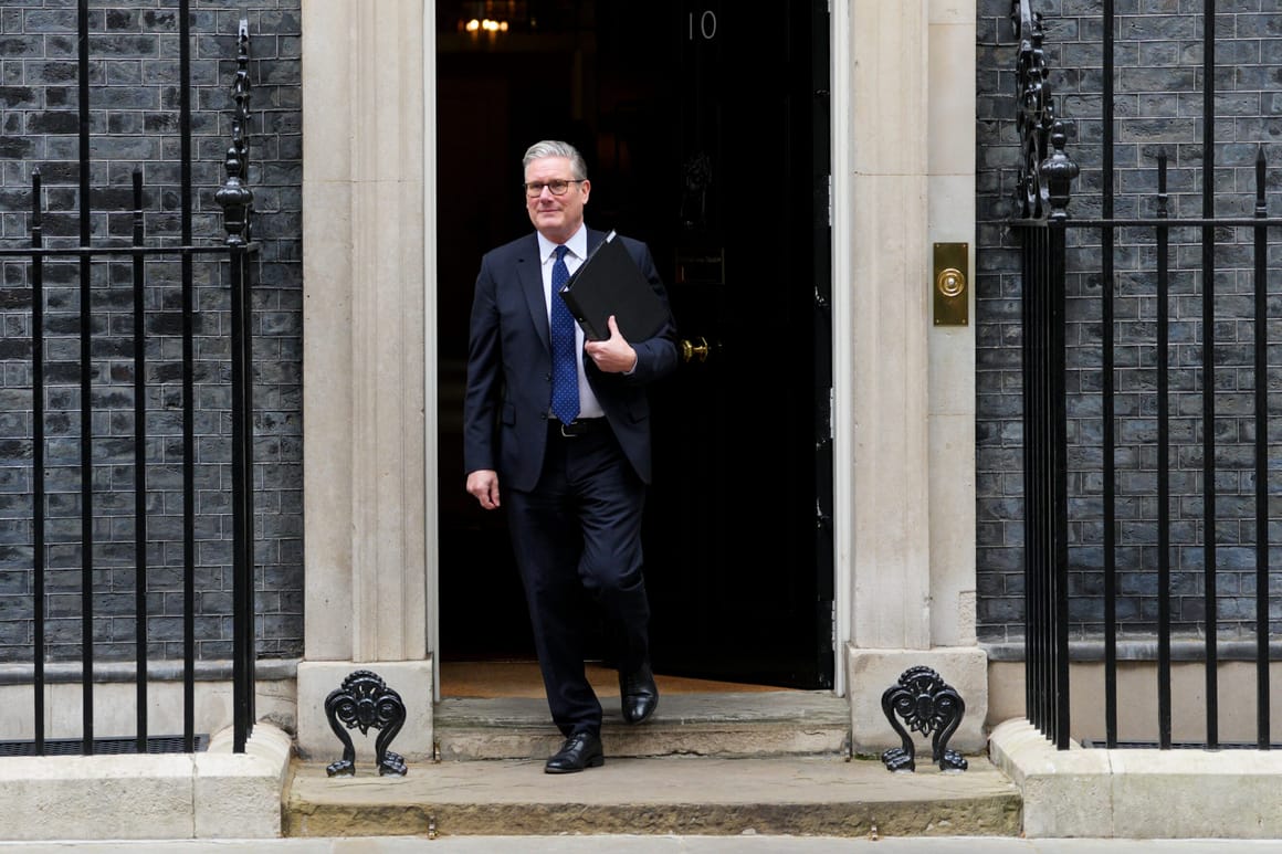 Note shows No. 10 told Starmer to wait for security clearances before appointing Mandelson