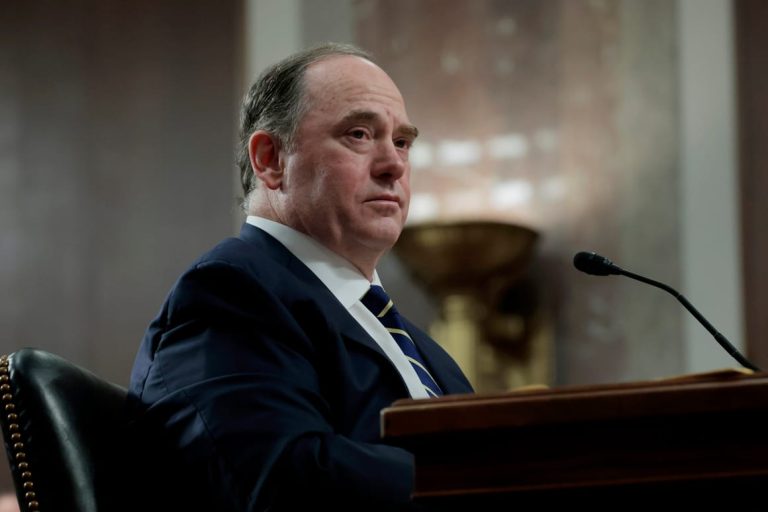 U.S. navy chief resigns amid Pentagon infighting