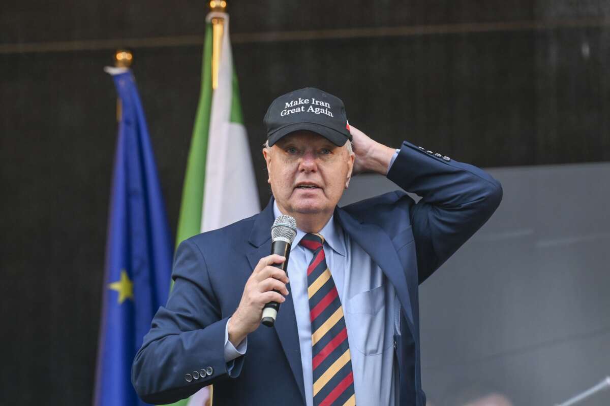 Graham Says US “Victory” Would Be to Open Strait That Was Open Prior to the War