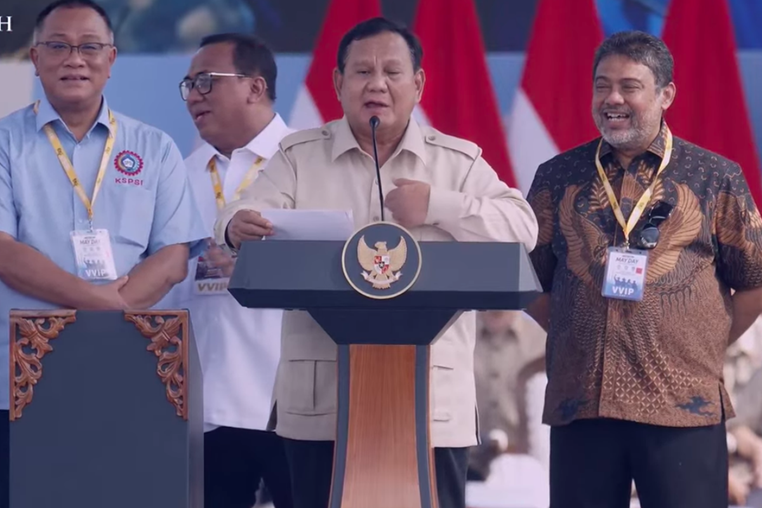 Prabowo’s Free Lunch Plan Under Fire