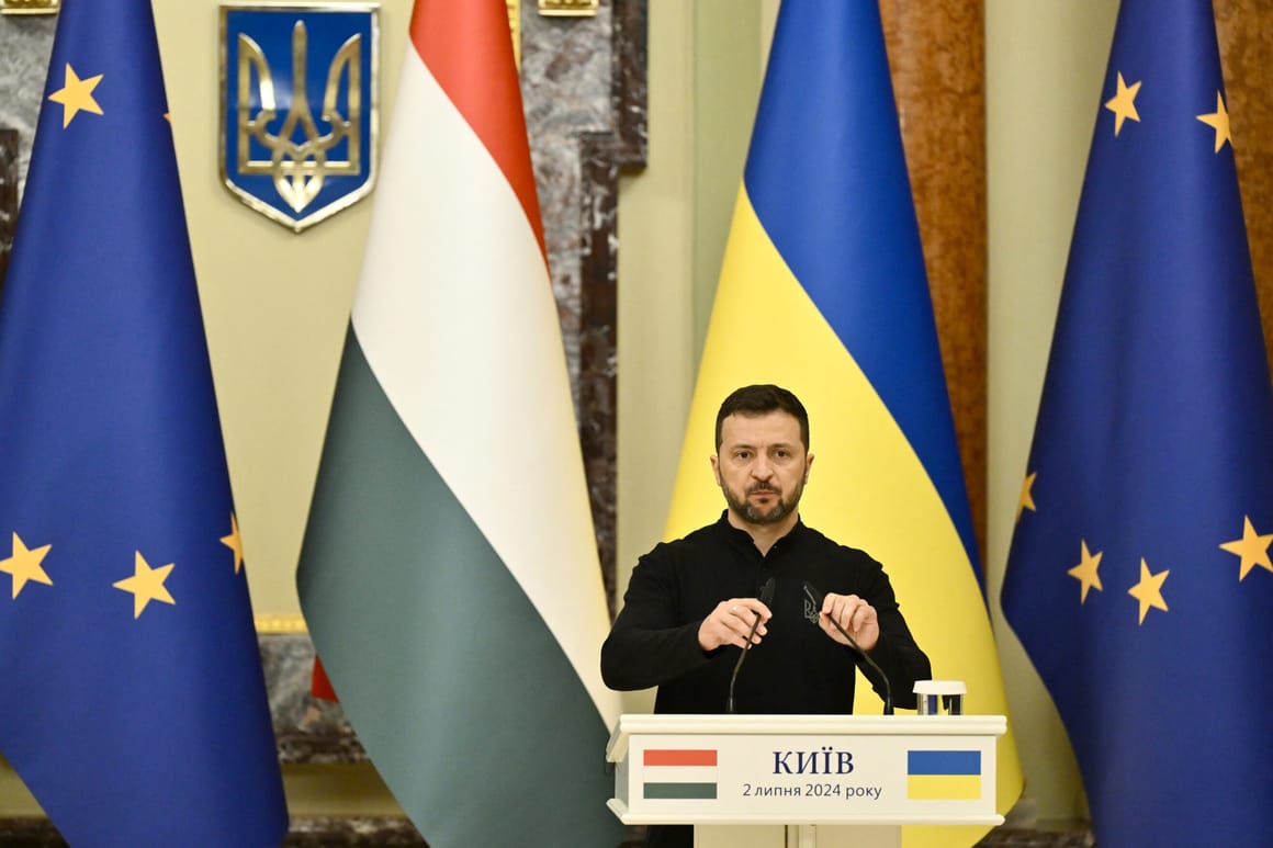 Hungary returns seized Ukrainian cash and gold in further sign of better relations