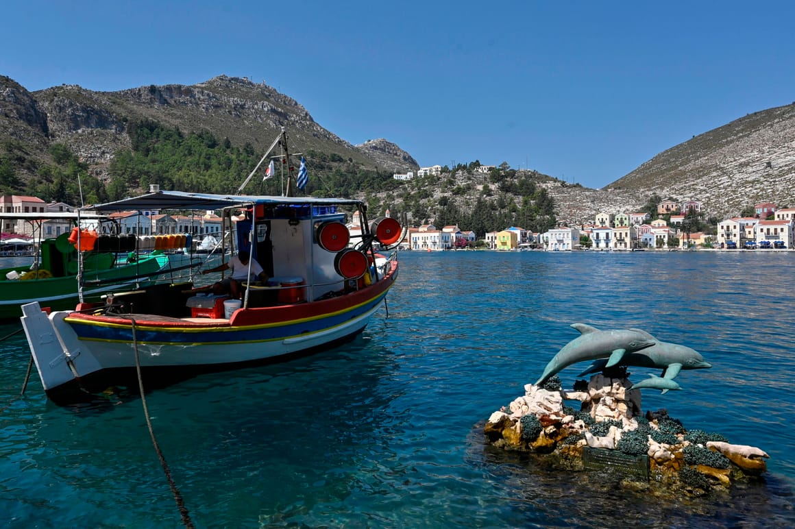 Greece calls for EU action in Turkey fishing dispute