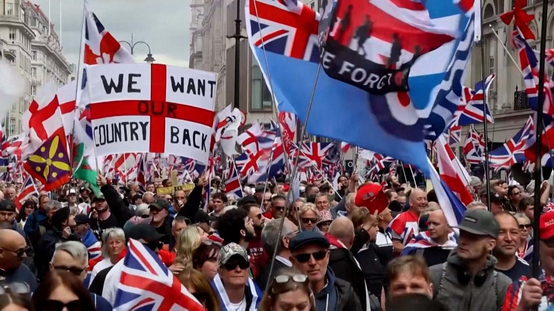 Tens of thousands join far-right rally in central London