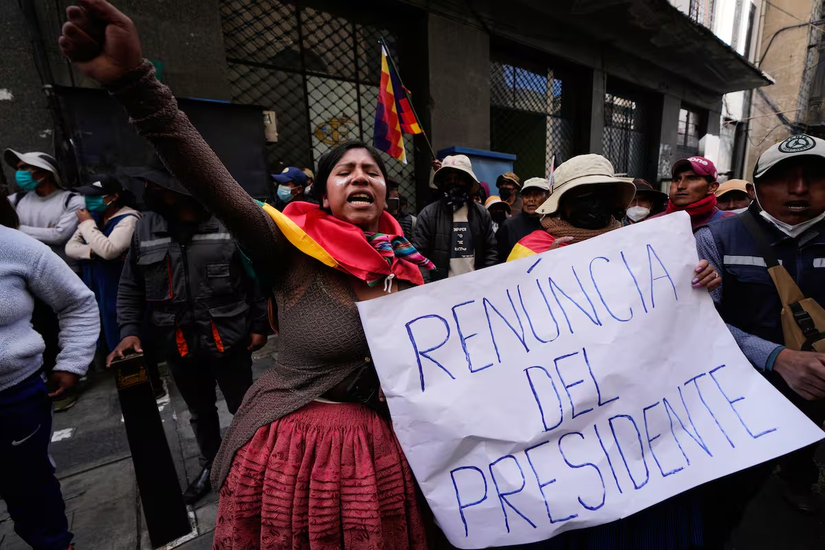 Bolivia escalates internal conflict into diplomatic clash with Colombia and divided regional backing