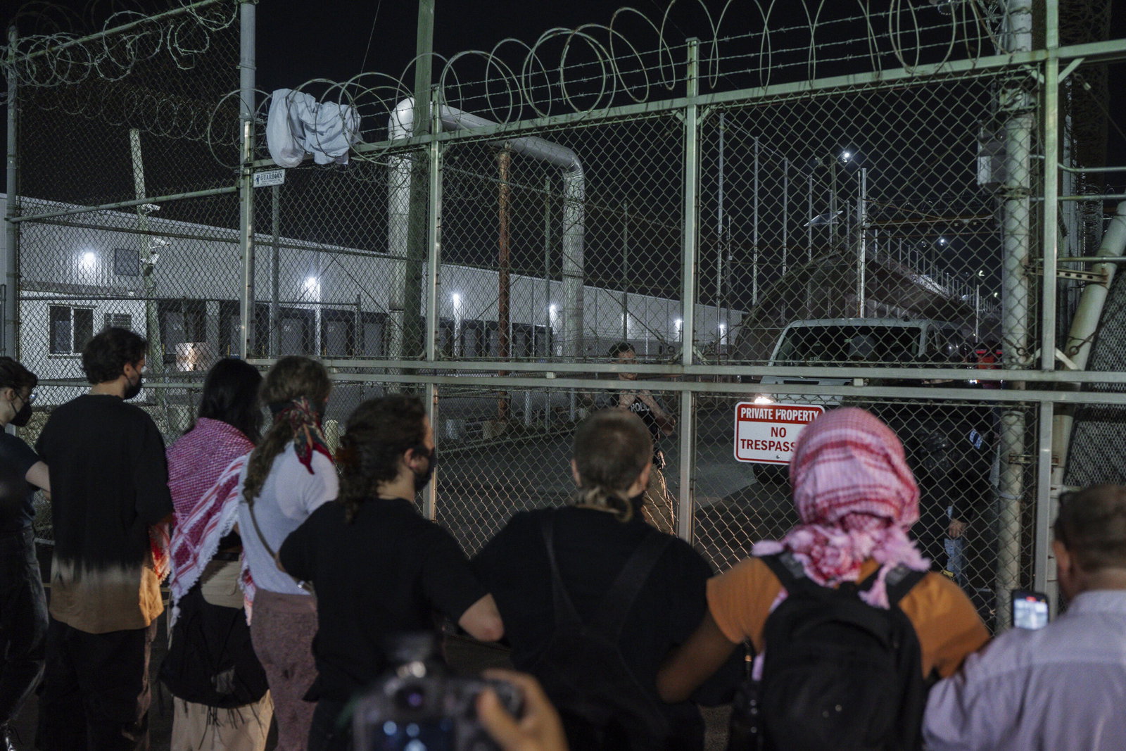 Protesters Block Newark ICE Detention Facility Amid Hunger and Work Strike