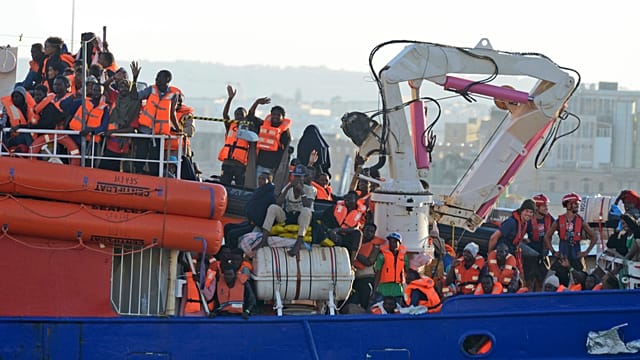 Boat with 60 migrants capsizes near Malta, at least 10 bodies recovered