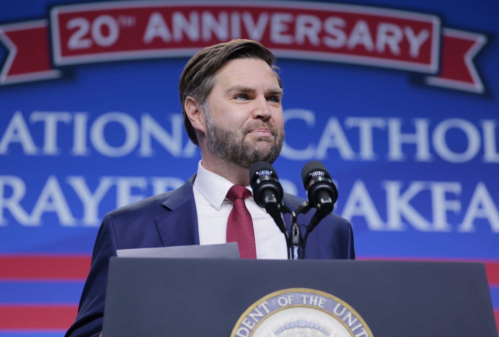 JD Vance’s sad book tour shows why his 2028 hopes are fading