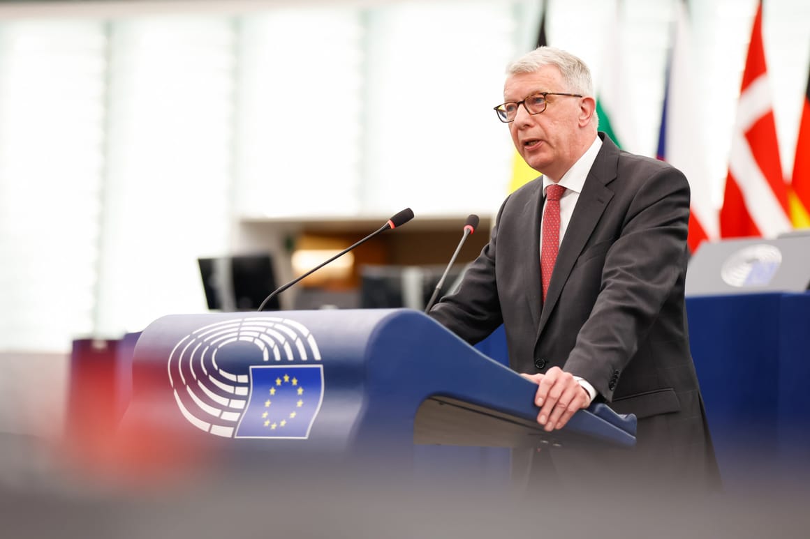 EU Parliament chief seeks probe into Russia-friendly lawmaker