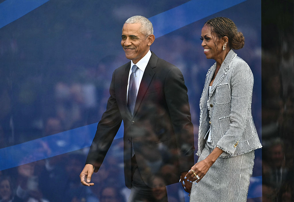 “Hope is not blind optimism”: Obama opens presidential center in Chicago