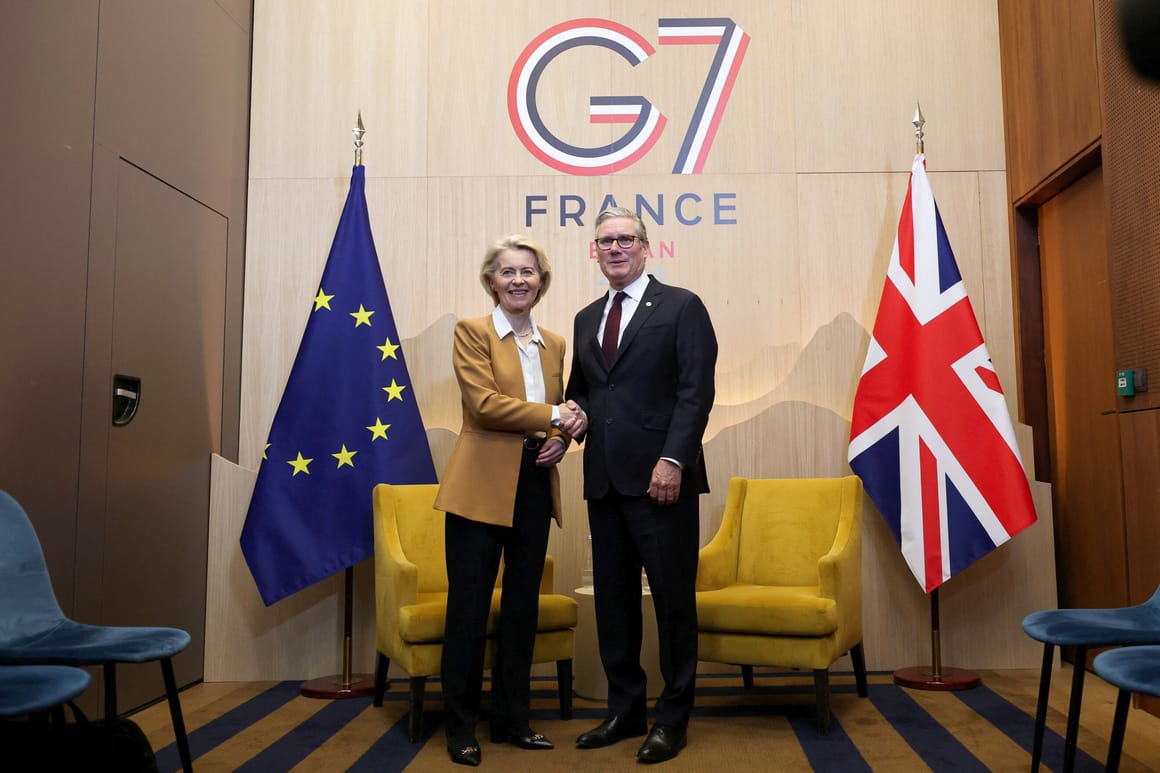 Von der Leyen pays tribute to Starmer following his resignation announcement
