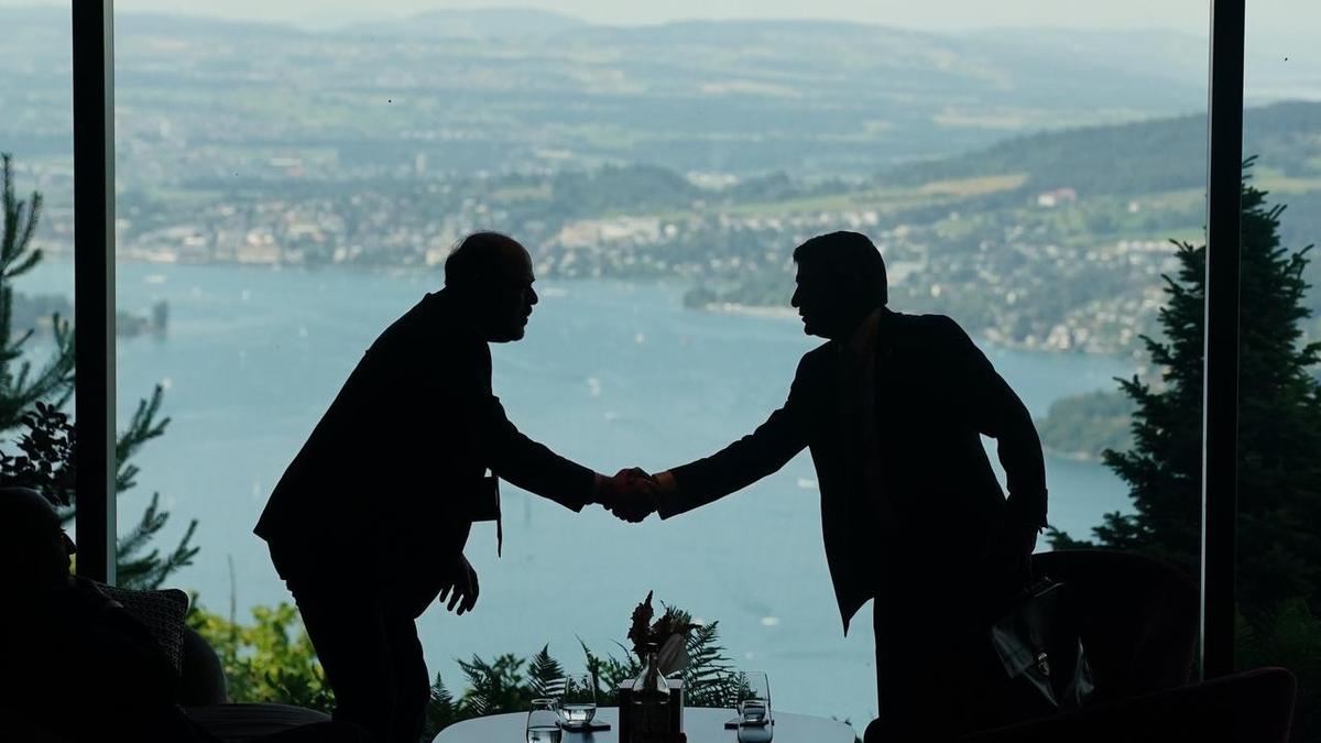 Vance claims ‘great progress’ made during Iran talks as tensions simmer