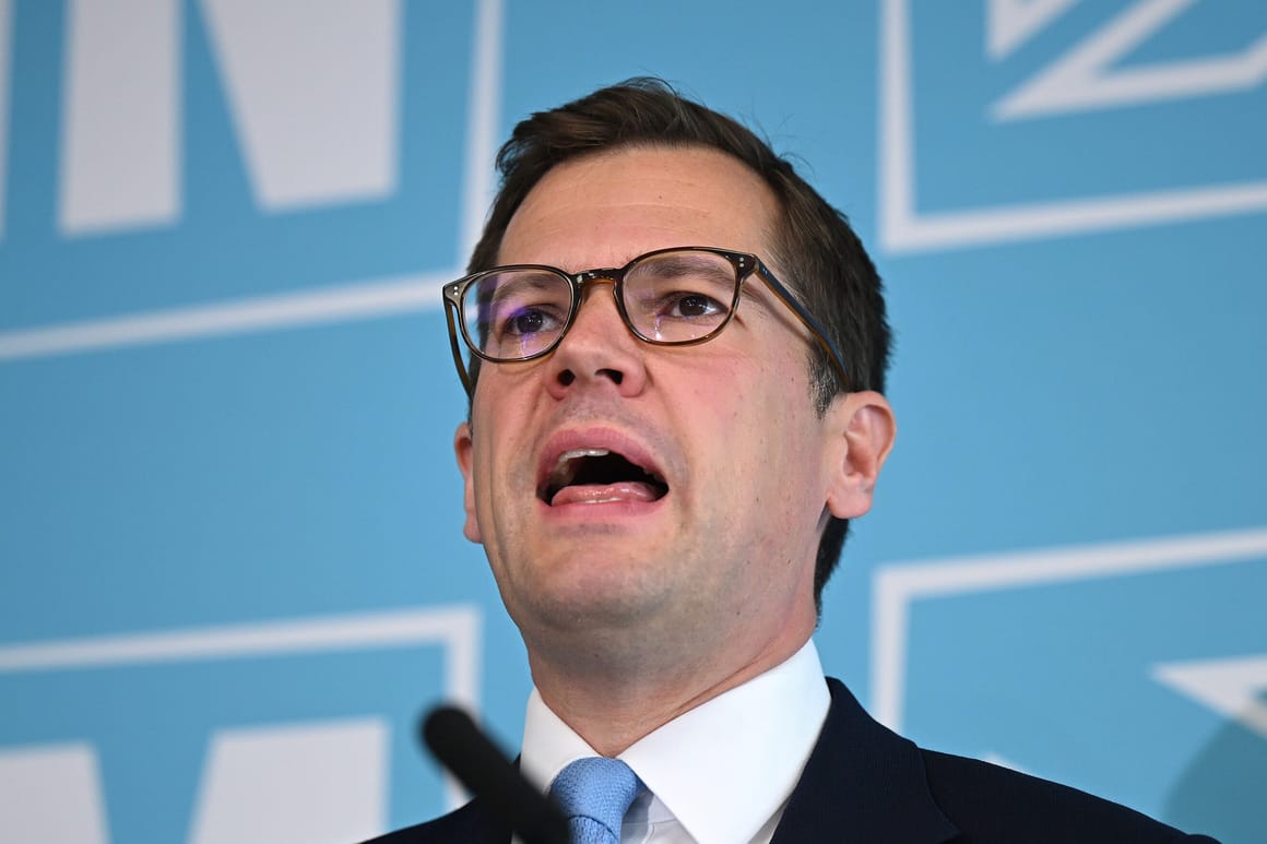 Jenrick: “Burnham is Keir Starmer in a dodgy polo shirt”