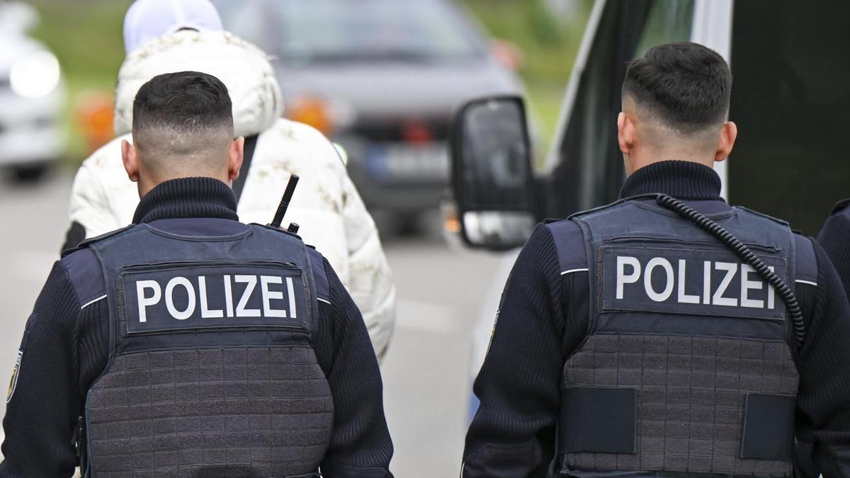 Two suspects detained after five shot dead in Stade, northern Germany