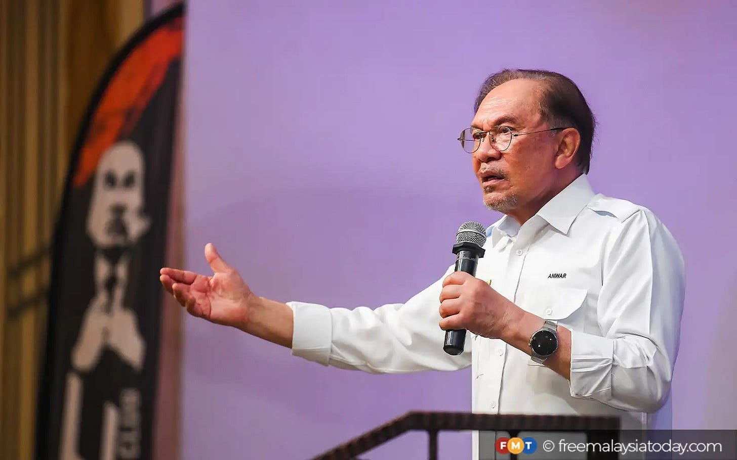 Clandestine State Pact Threatens Anwar’s Premiership