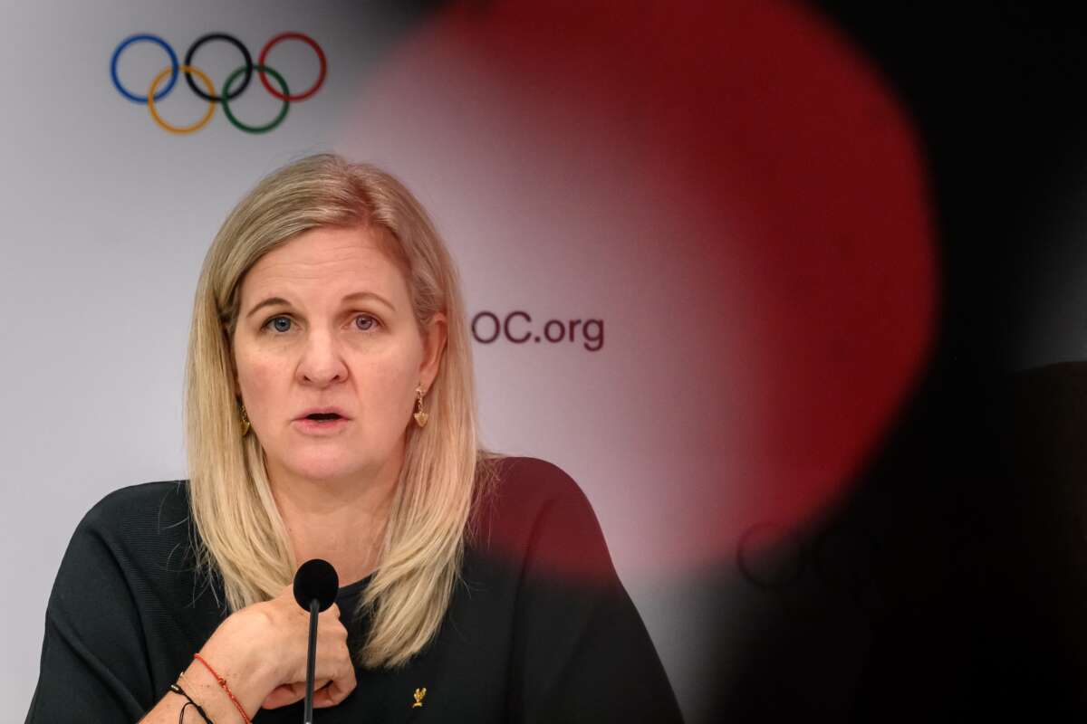 International Olympic Committee Lifts Russia Ban as It Continues Bombing Ukraine