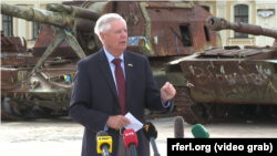 US Senators, Administration Agree To Advance Russia Sanctions Bill; Kyiv Hails Move