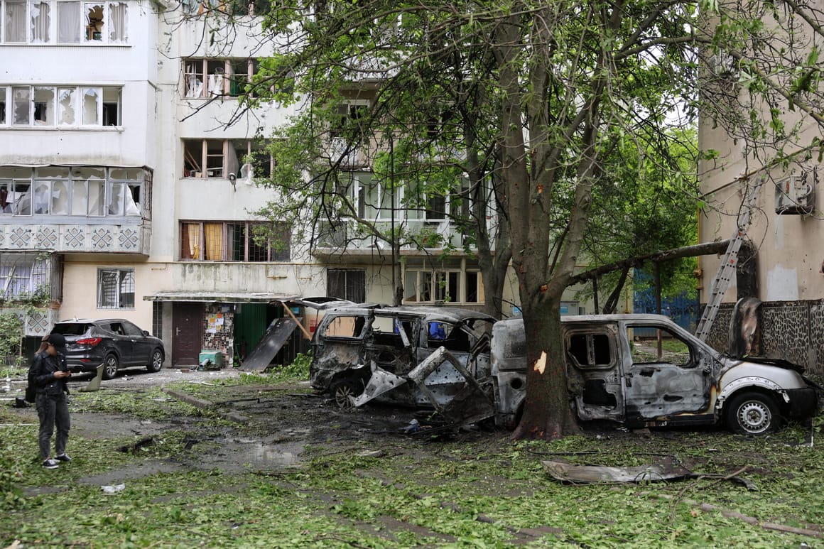 Russia attacks Odesa as von der Leyen arrives in Kyiv