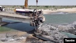 New US Attacks On Roads, Bridges Reported As Iran Hits Back At Gulf States