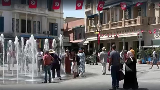 Tunisia reels in extreme heat as temperatures near 50°C