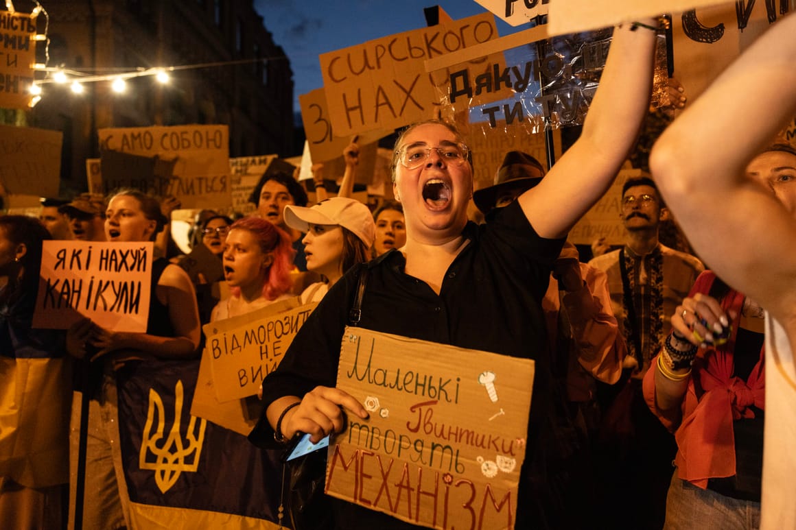 Zelenskyy fires top army commander amid nationwide protests