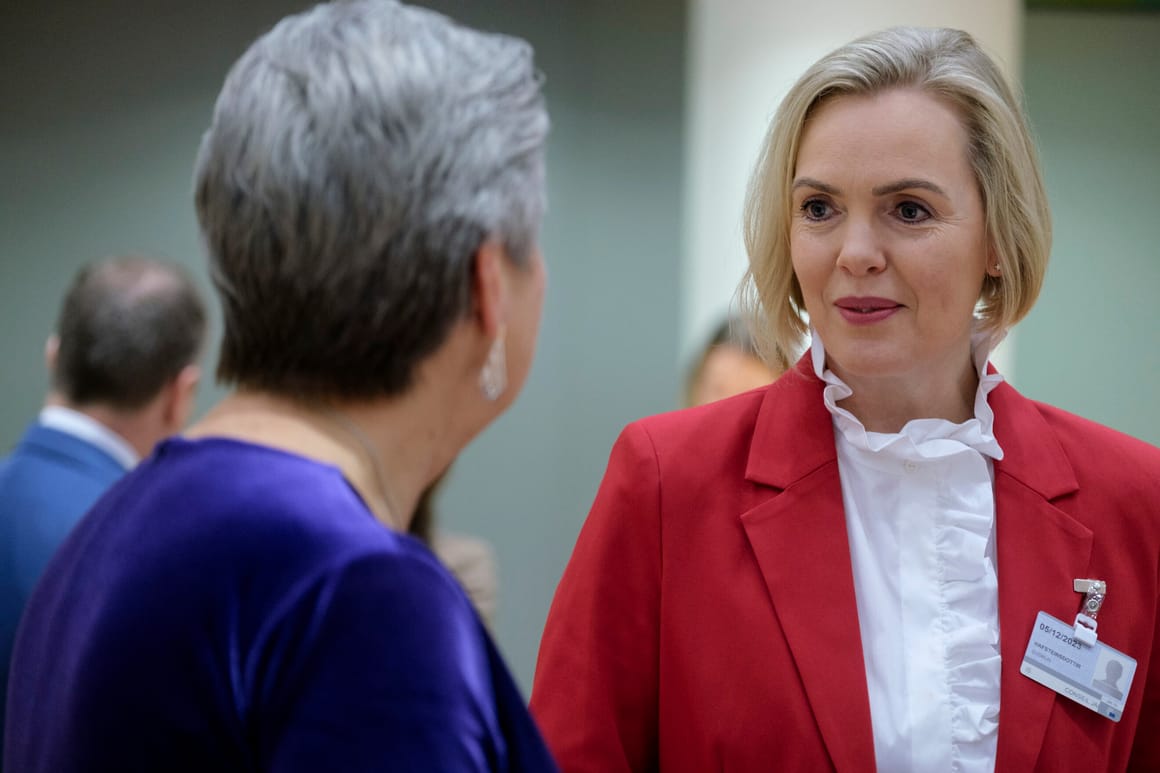 Iceland opposition chief to Europe: Don’t meddle in our referendum