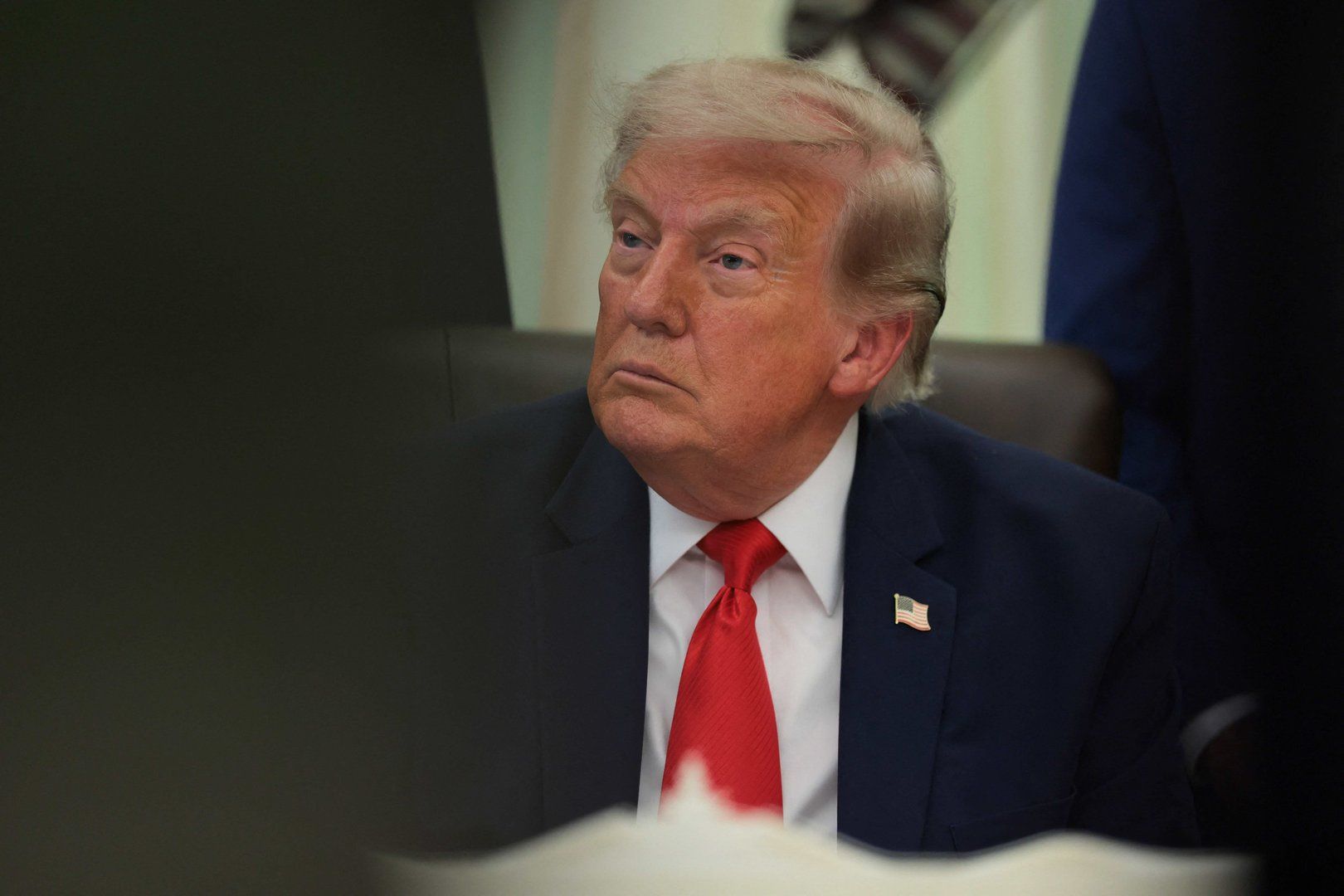Trump threatens Iran strikes after attack on US base in Jordan