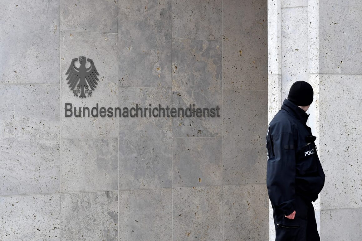 Putin threat pushes Germany to give spies major new powers