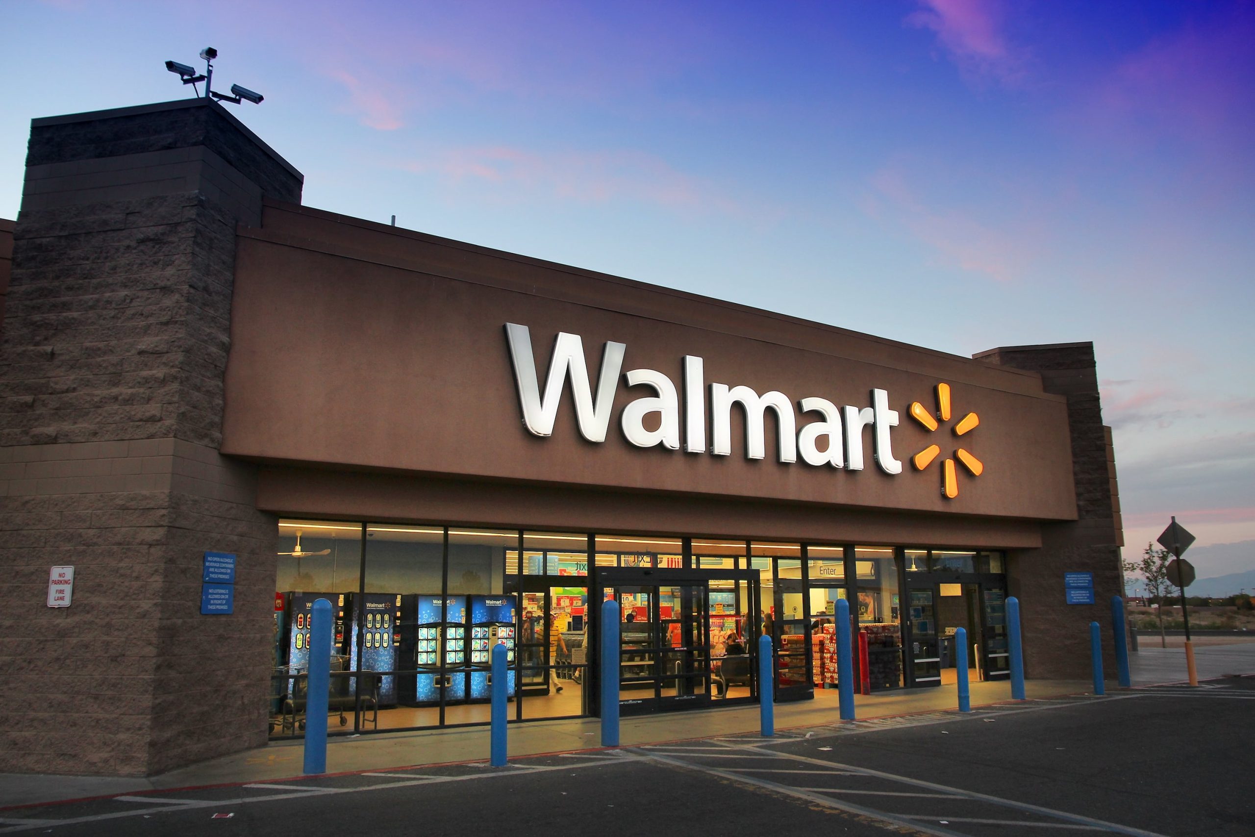 GAO report: Walmart, Amazon lead in worker SNAP and Medicaid use