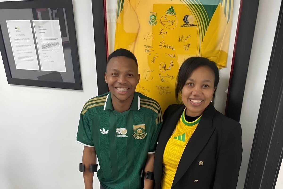 Agent confirms Betway Premiership players earning R4 000, others R800 000 monthly