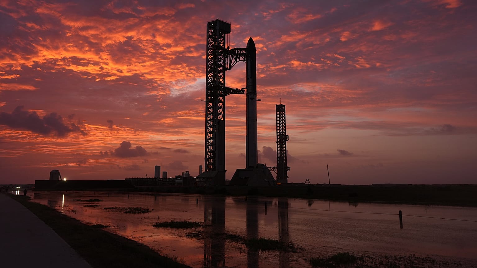 Four engine failures abort Starship’s 13th launch bid at the last second
