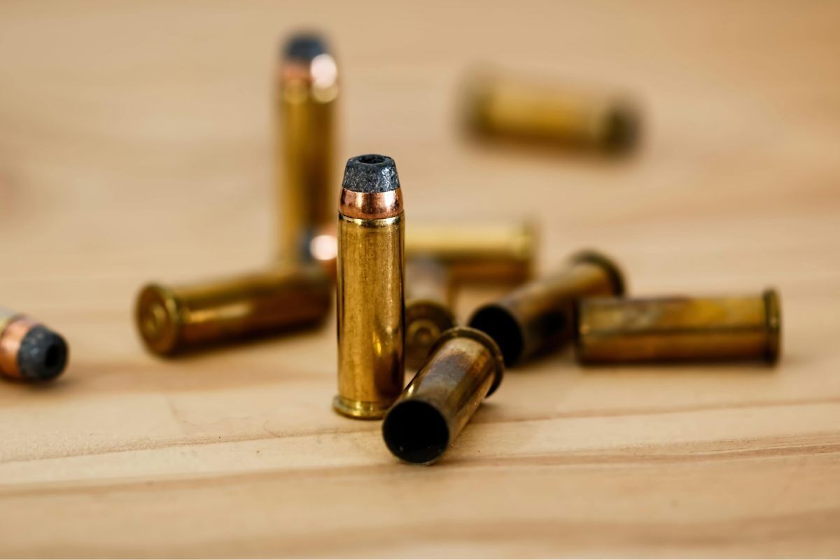 Domestic abuse turns deadly as woman is shot and suspect dies in shootout