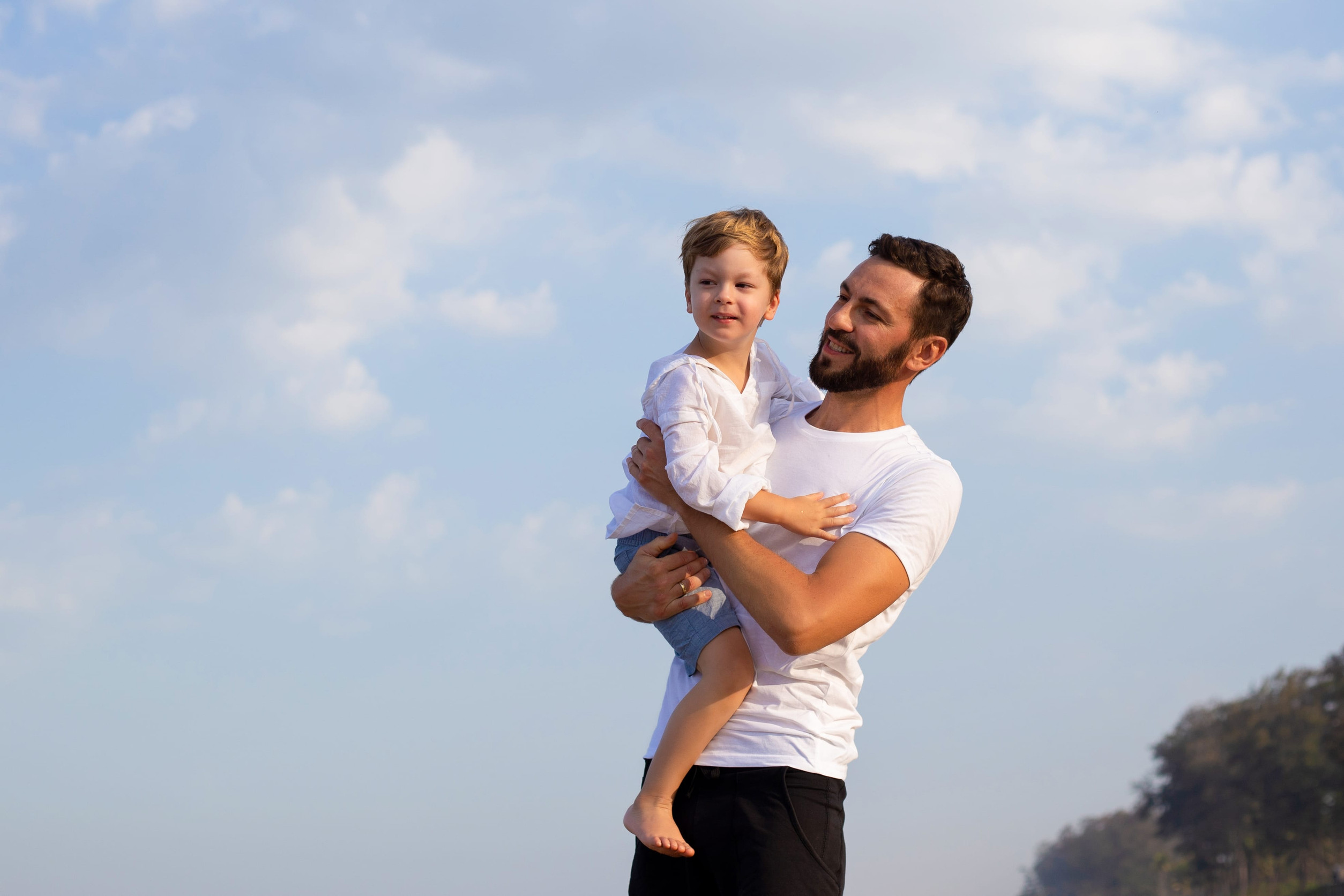 Fathers who take solo parental leave stay more involved at home, study finds