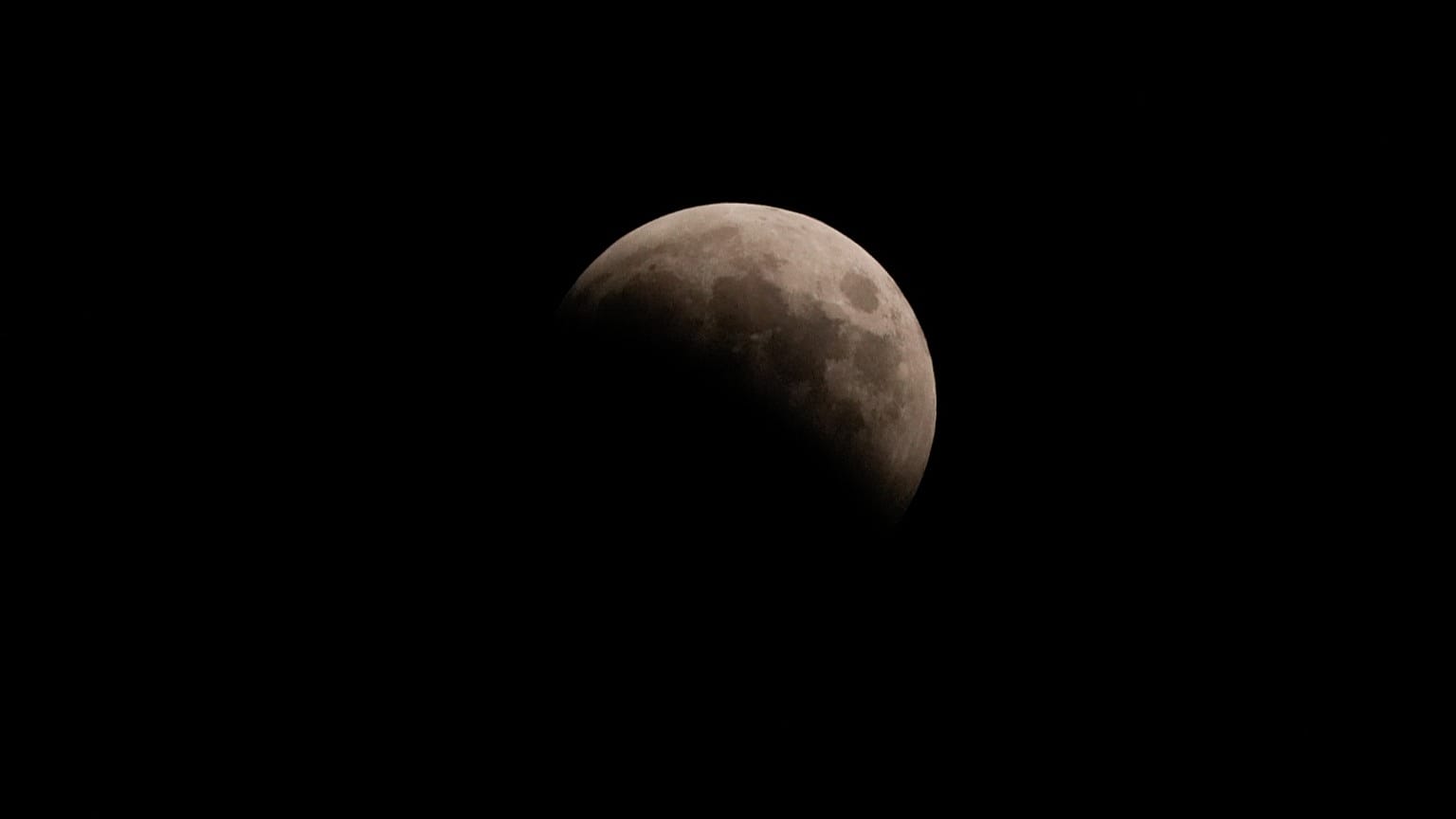 Another eclipse over Spain on 28 August: where and how to see the Moon almost completely covered