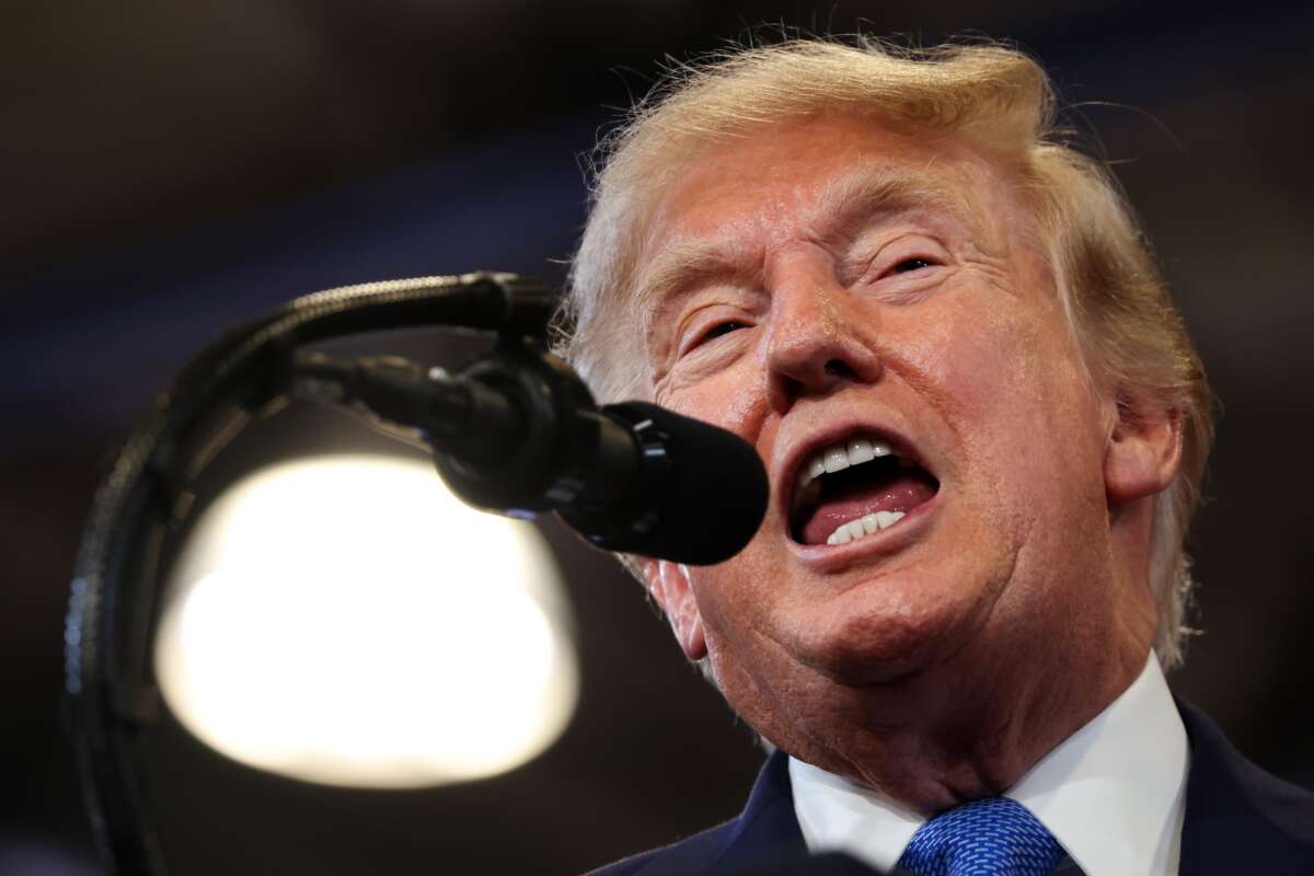 Trump Has Made Up to $15M in Oil and Gas Stock Rise Spurred in Part by Iran War