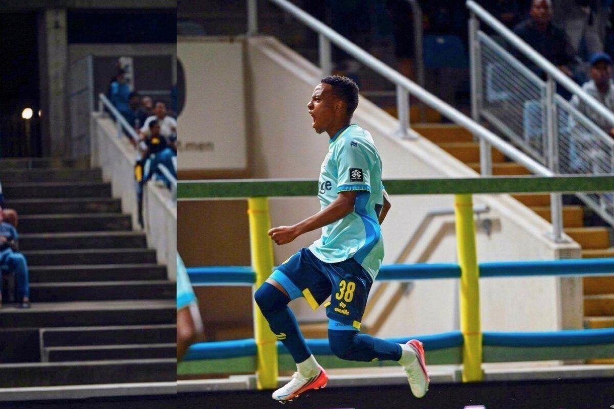 Video: Relebohile Mofokeng scores in his first league start for USG