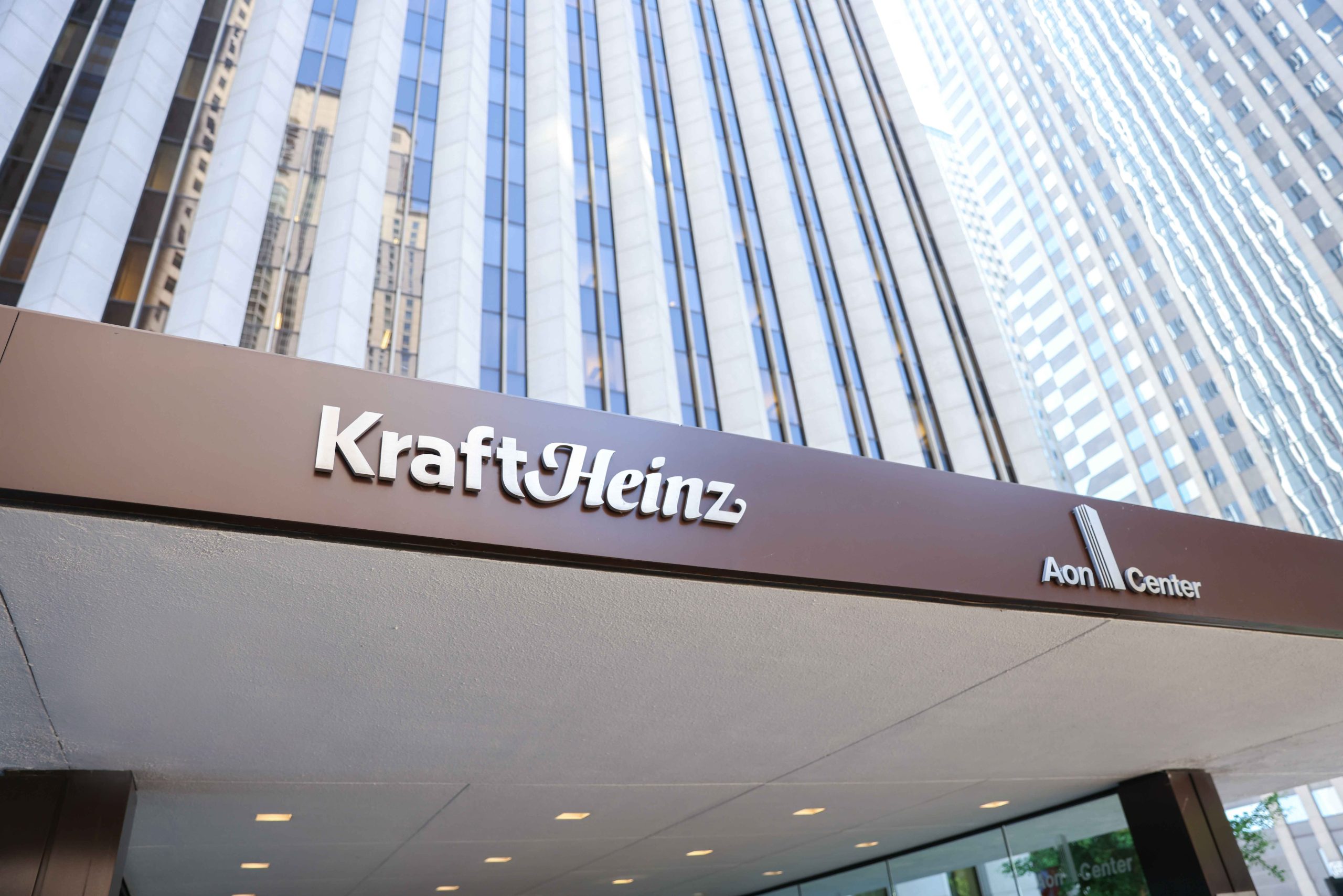 Kraft Heinz adds $100m to marketing push as breakup plan remains paused