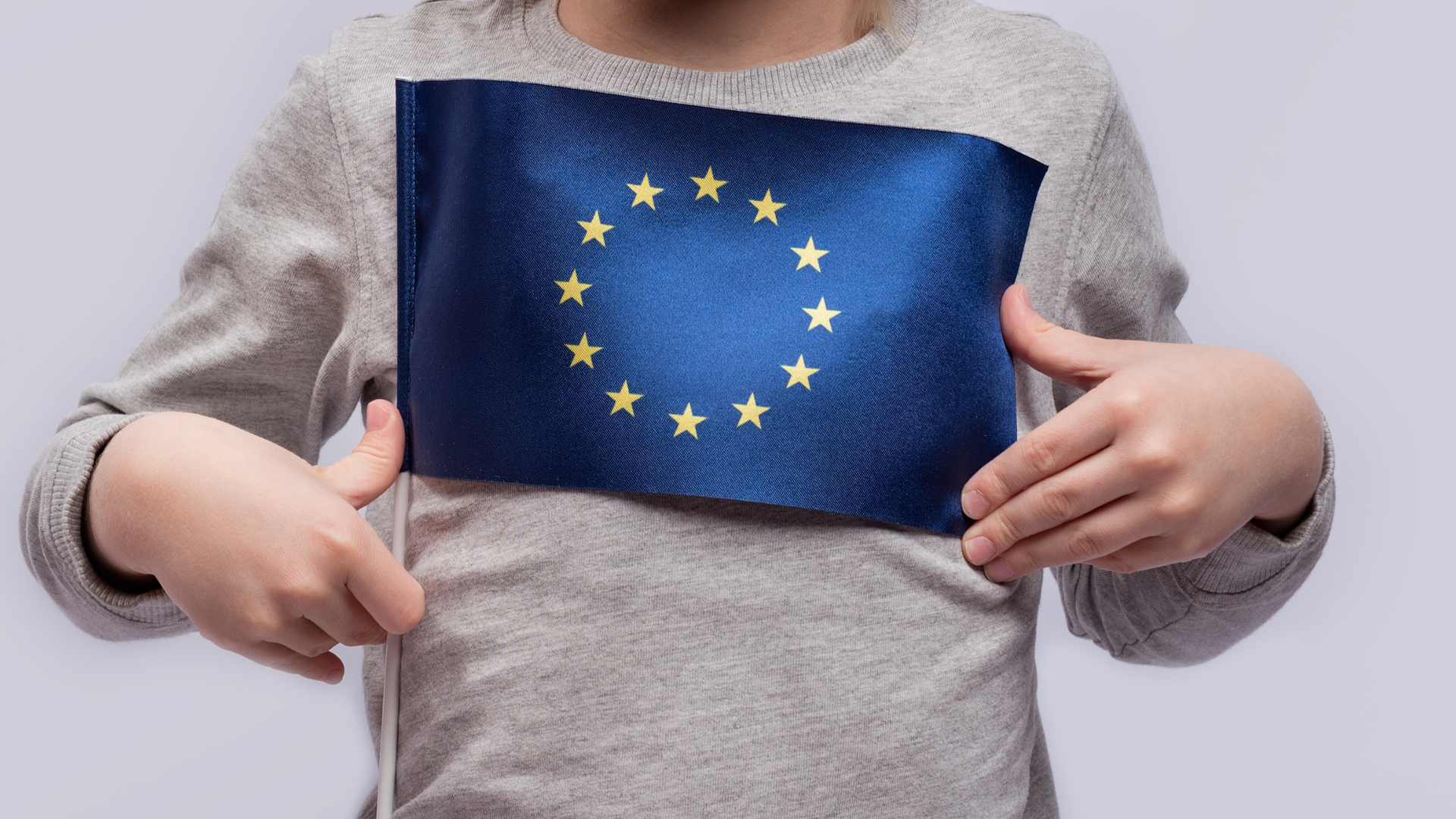 Beyond Employment: Making the European Pillar for Social Rights Deliver for Children
