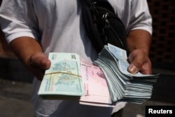 Iranian Currency Hits New Low As US Pressure Intensifies