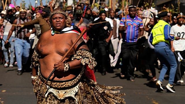 South Africa protesters set September 30 deadline for undocumented migrants