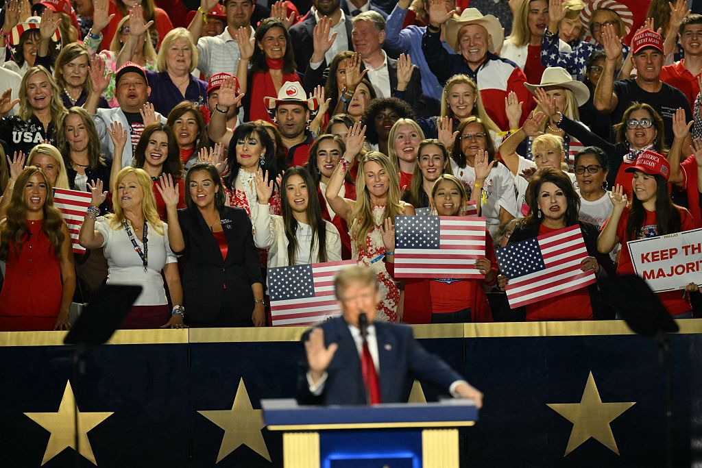 Trump asks GOP crowd to pledge allegiance — to him